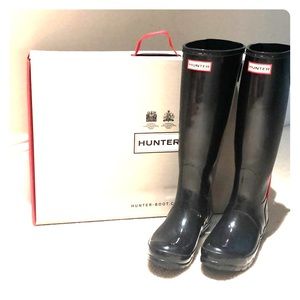 Women’s Tall Black Hunter Rain Boots✨ w/ box!!